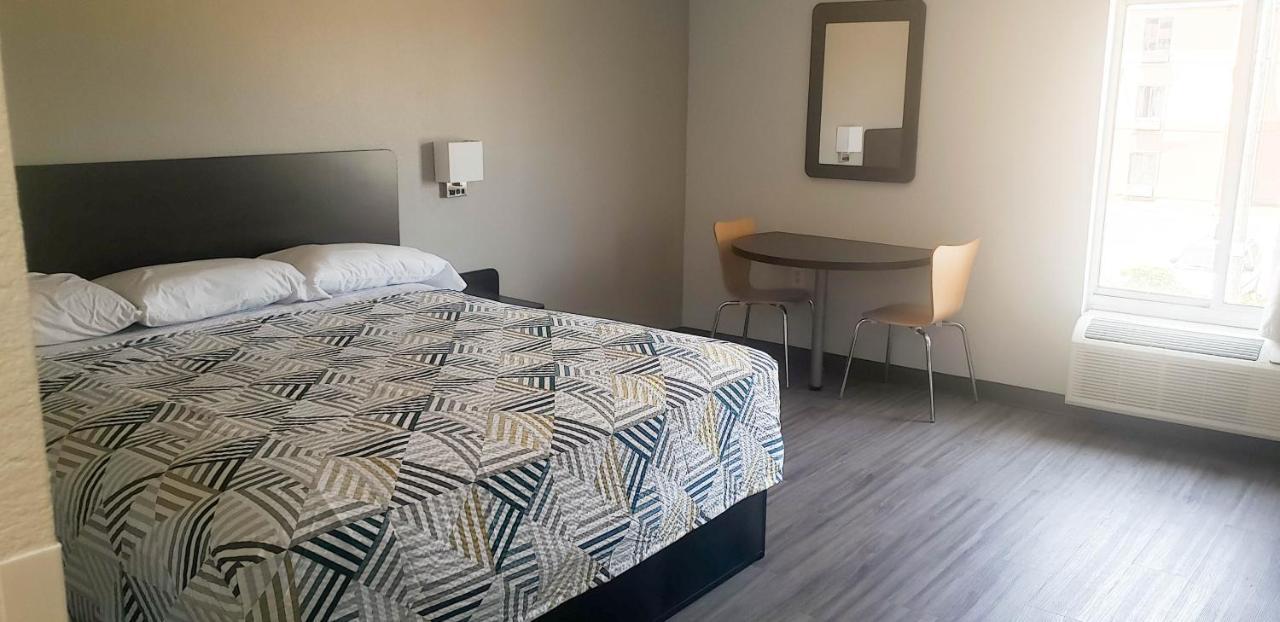 Motel 6 Mobile, Al - Airport Blvd Zewnętrze zdjęcie