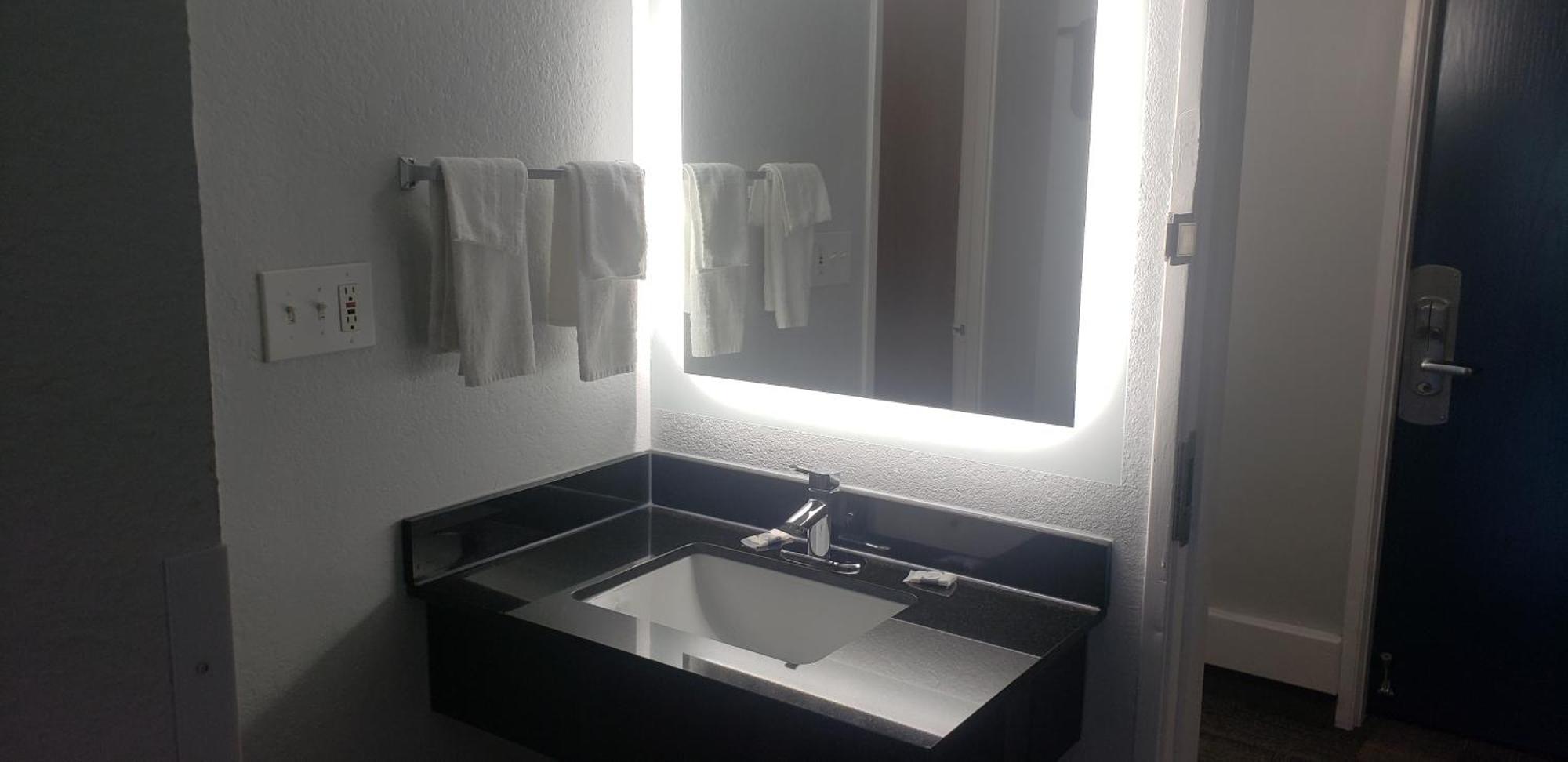 Motel 6 Mobile, Al - Airport Blvd Zewnętrze zdjęcie